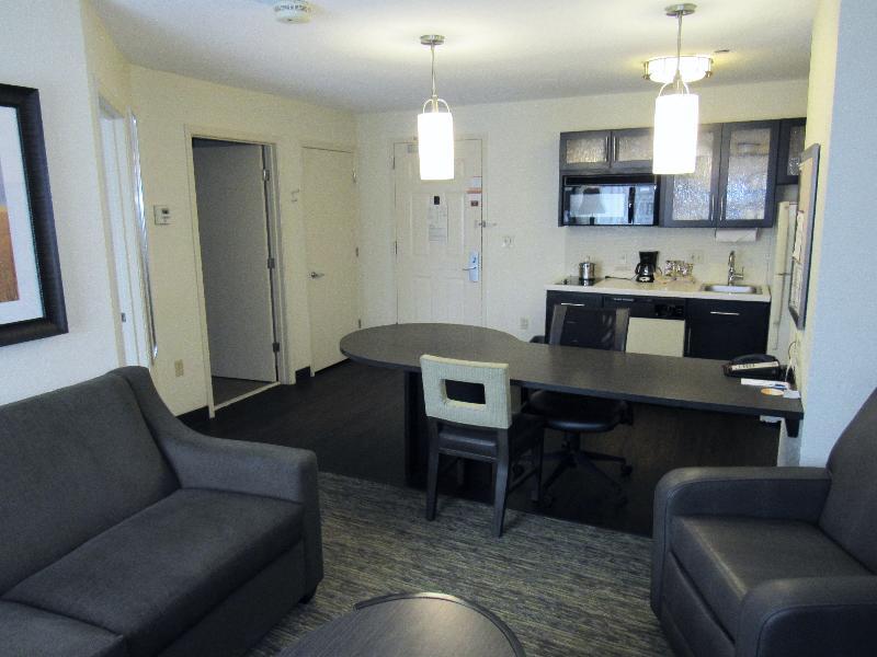 Sonesta Simply Suites Columbus Airport Gahanna Exterior foto